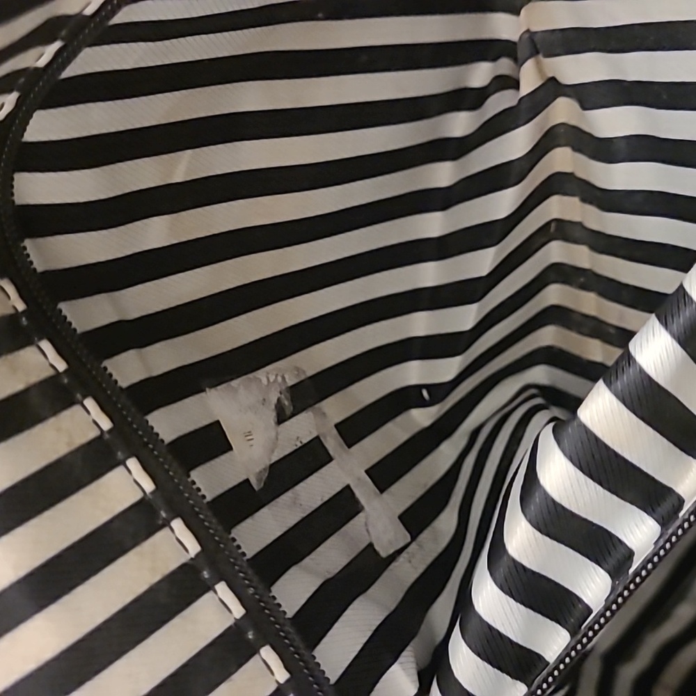 Leaving: Kate Spade Southport Avenue Odin Purse - Picture 15 of 16